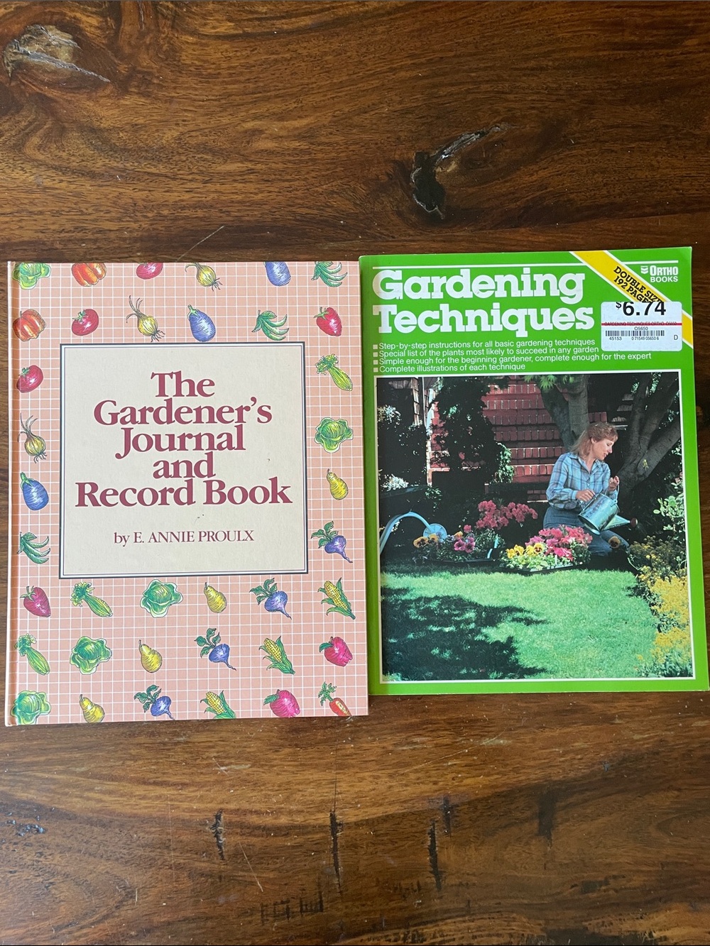 2 The Gardener's Journal + Gardening Techniques Ortho Book